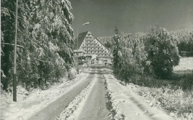 Hotel Ski na dobové fotografii