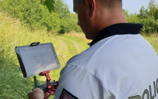 Nad Vysočinou létal policejní dron. Hlídky se zaměřily na nebezpečné přejíždění, které mívá tragické následky