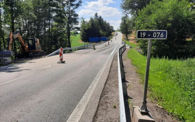 Most na I/19, který už nebyl bezpečný, je téměř opravený. Pojďte se podívat na výsledek