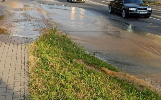 Situace z dnešního rána na Žižkově ulici