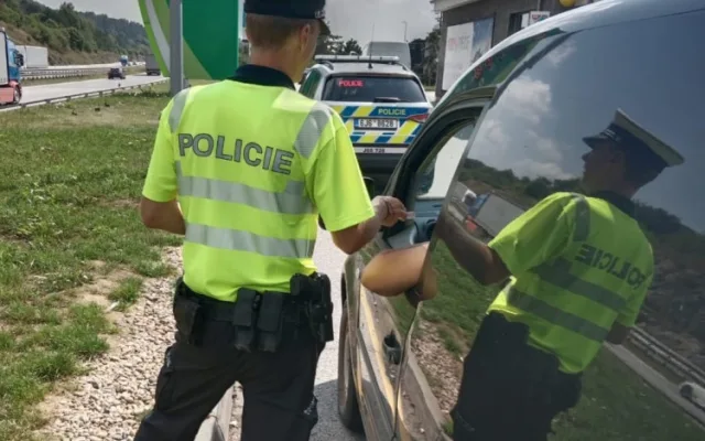 Víkend s policejními kontrolami. Hlídky na Vysočině zastavily přes dva tisíce řidičů, zjistily přes pět set přestupků