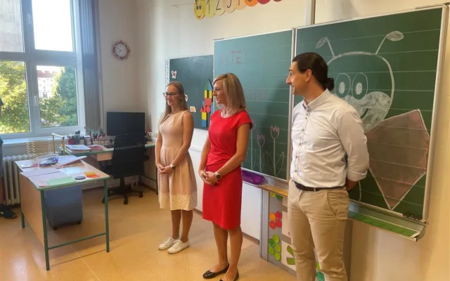 Den D pro 630 prvňáčků. Učitelům přeji, aby zažili normální školní rok, řekla primátorka Jihlavy Koubová
