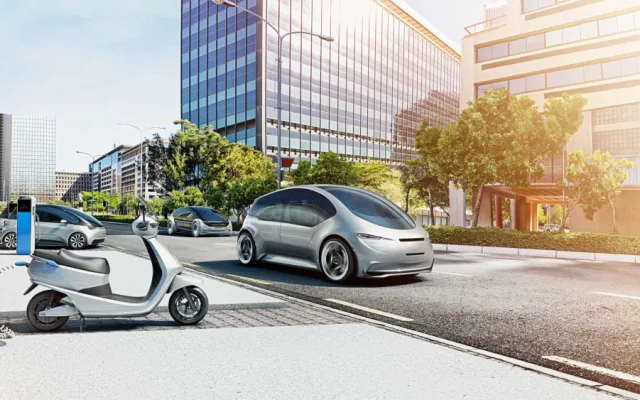 Ilustrační obrázky k tématu elektromobility.