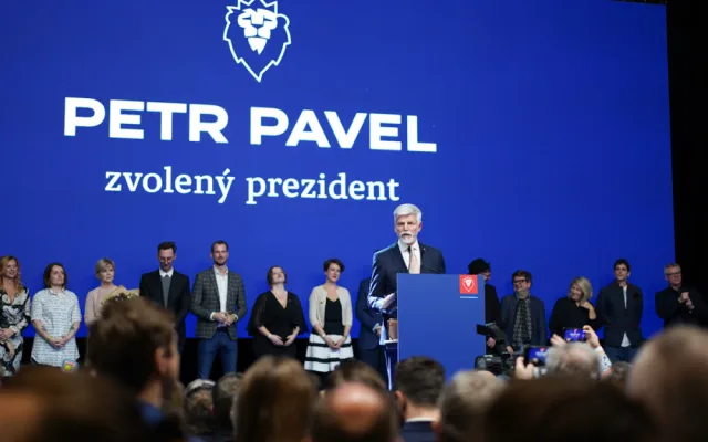 Pavel míří na Hrad. Andreje Babiše porazil o milion hlasů