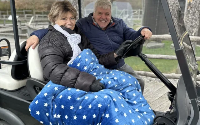Zážitky a optimismus až do konce. Sanitka přání splnila sen Jarce, klientce paliativní péče v Pelhřimově