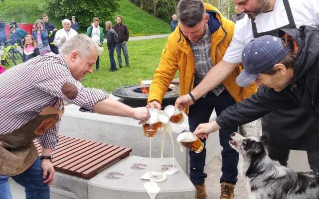 Na Skalce se jedlo, pilo, hodovalo. Jihlava slavnostně otevřela griloviště pro veřejnost, má vydržet aspoň dvacet let