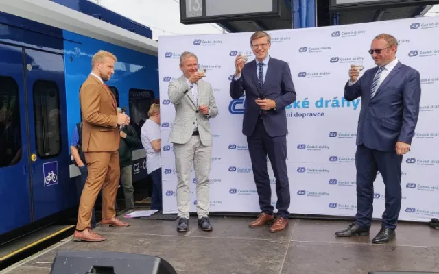 Moderna a komfort. Vysočinu budou brázdit nové vlaky, v pátek se do provozu předaly jednotky RegioPanter