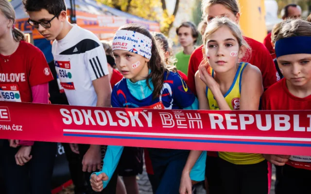 Státní svátek oslavte pohybem na 78 závodech Sokolského běhu republiky