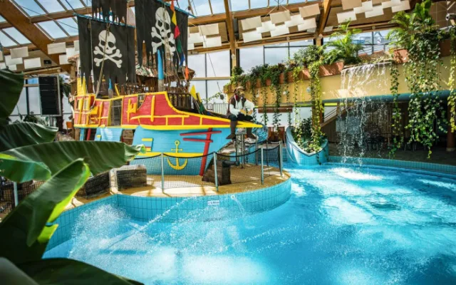 Nejlepší vánoční dárky jsou zážitkové poukazy do Aquapalace Praha