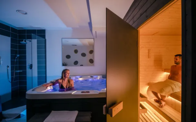 Wellness Hotel Frymburk láká na bazény, sauny, Svět pod hladinou i pobytové balíčky