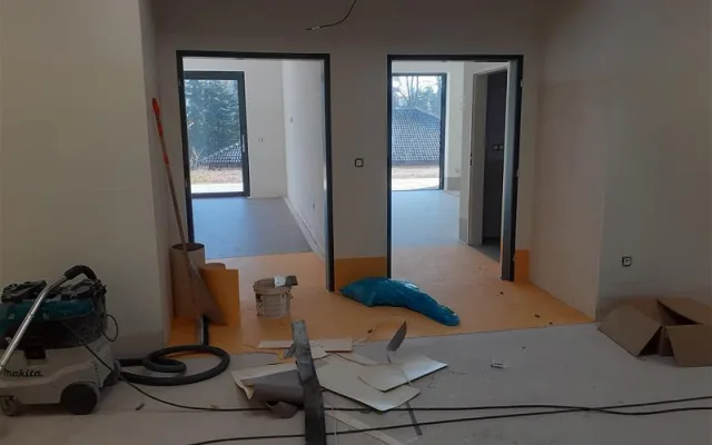 FOTO: První lůžkový hospic už se rýsuje, začne se zařizovat nábytkem. Poskytne i dvě lůžka pro děti