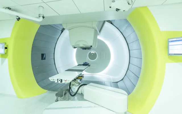 Protonové centrum pacientům pomáhá i s nádory krčních mandlí