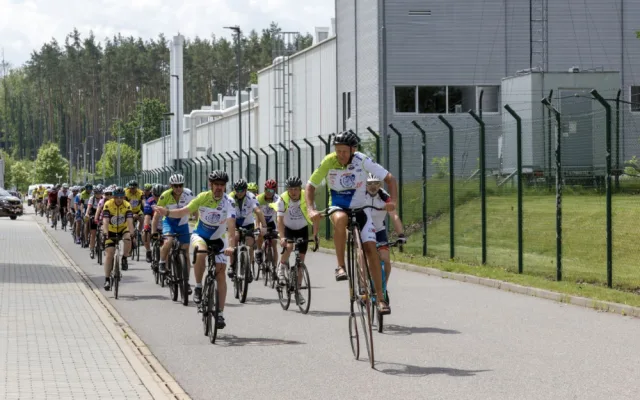 Do práce na kole 2024: Jihlavská firma Bosch Powertrain s.r.o. sestavila i letos největší sportovní tým na Vysočině