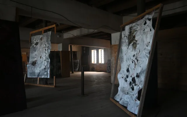 VIDEO: Jihlava může být rájem filmařů. Prohlédli si vysokou školu, Silo, Modetu i helenínskou textilku
