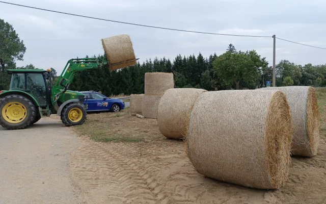 ANKETA: Jubilejní Slamáci v Jakubově. Řidiče i kolemjdoucí hlídá obří Sněhurka se svými trpaslíky