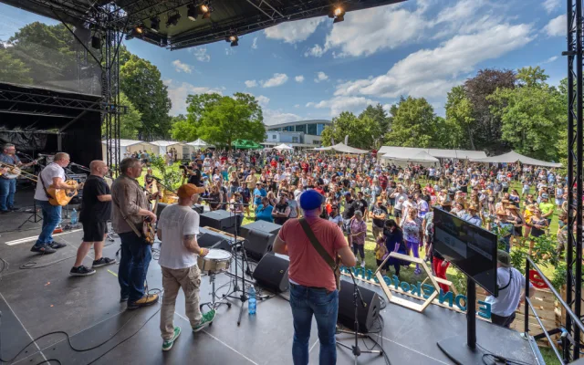 Hudba, zábava, přednášky a ochrana přírody. Ekofestival míří poprvé do Brna
