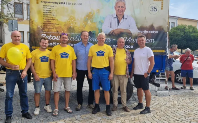 Starosta Třeštice Martin Kodys pojal svou kampaň opravdu netradičně, strávil týden v kabině Zetoru