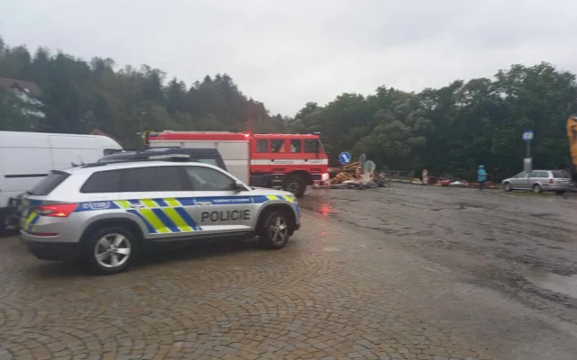 V Bítovčicích na Jihlavsku se chystají na dobrovolnou evakuaci. Hasiči monitorují hladiny, řeší popadané stromy