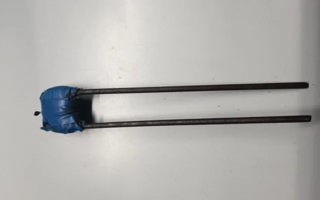 Magnet, kterým lze ovlivňovat tachograf. Foto: Se svolením Policie ČR