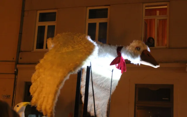 Pondělí patřilo v Jihlavě svatému Martinovi, na průvod přišly tisíce lidí