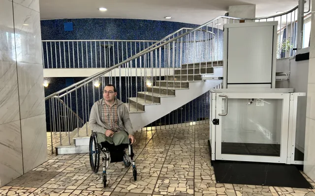 VIDEO: Do DKO v Jihlavě mohou po úpravách i handicapovaní. Hodně nám to pomůže, pochvaluje si vozíčkář