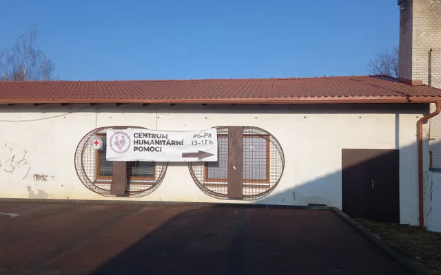 Centrum humanitární pomoci stále funguje. Pomáhá nejen materiálně, ale také v socializaci