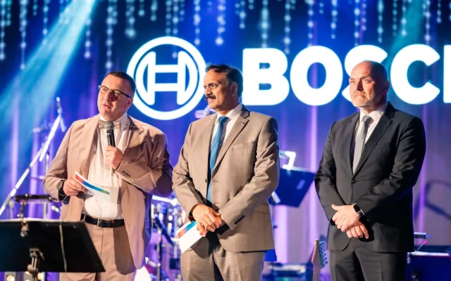 Bosch Jihlava: Ples plný hvězd, štědrý finanční dar pro Nemocnici Jihlava a Škoda Octavia pro top inovátora, foto: Bosch Powertraind, štědrý finanční dar pro Nemocnici Jihlava a Škoda Octavia pro top inovátora