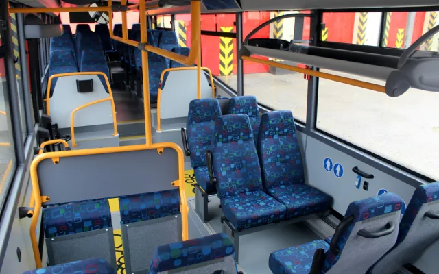 Na Jihlavsku dnes poprvé vyjel dopravce ČSAD Autobusy České Budějovice. Jezdí novými autobusy Iveco. Foto: Busem Vysočina (facebook)