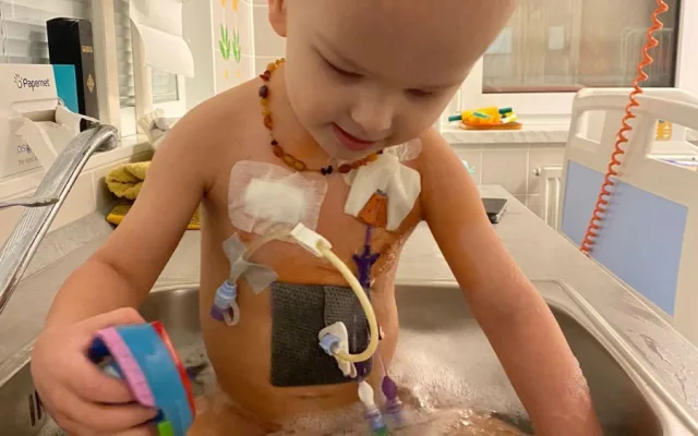Lidé nejen v Třešti po celý duben běhají pro malého Janka, který je onkologickým pacientem