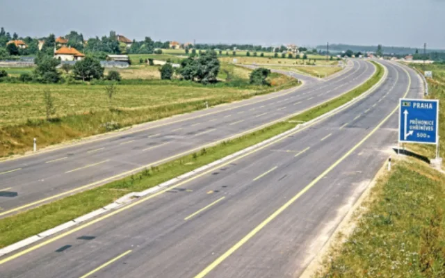 Jeden z úseků těsně po dokončení, zdroj: ŘSD