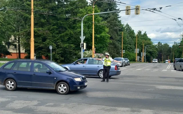 FOTO: Dopravní policisté soutěžili, řízení křižovatky se obešlo bez excesů