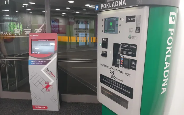 Parkování v Jihlavě X: V Cityparku se i nadále dá stát až pět hodin zdarma
