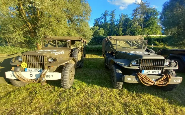 FOTO: Do Luk nad Jihlavou se sjela historická vojenská technika