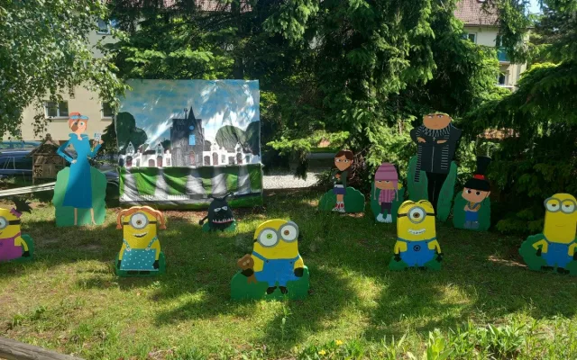 FOTO: Mimoni i padouchové v Jihlavě. Na Paloučku je opět veselo