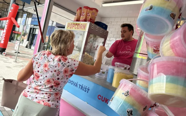VIDEO: Už i Jihlava má svou prodejnu Woolworth. Dnes se slavnostně otevřela
