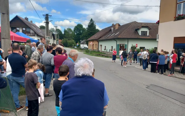 Foto: V Horních Dubenkách mohou ode dneška jít nakupovat klidně i o půlnoci