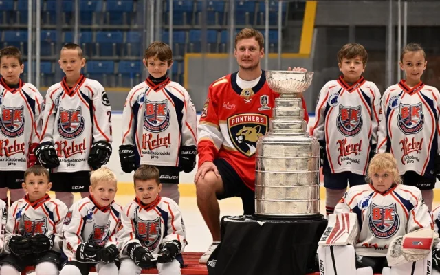 FOTO: Vaněček se dočkal v Brodě slavnostního přijetí. Vzpomínal na Vašíčka