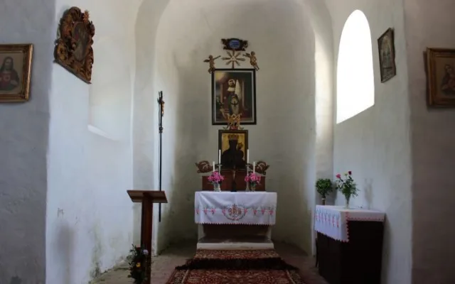 Románský kostel v Dolním Čepí má spravenou střechu, na řadě je výzkum nálezů