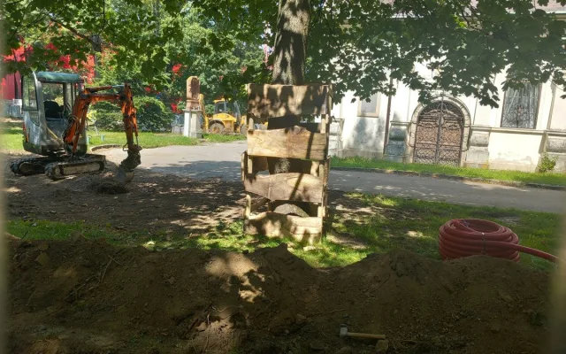 FOTO: Smetanovy sady v Jihlavě jsou uzavřeny, prochází radikální proměnou