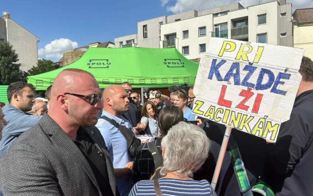 FOTO: Jihlava středobodem politické mapy Česka. Po Rakušanovi přijel i premiér Fiala
