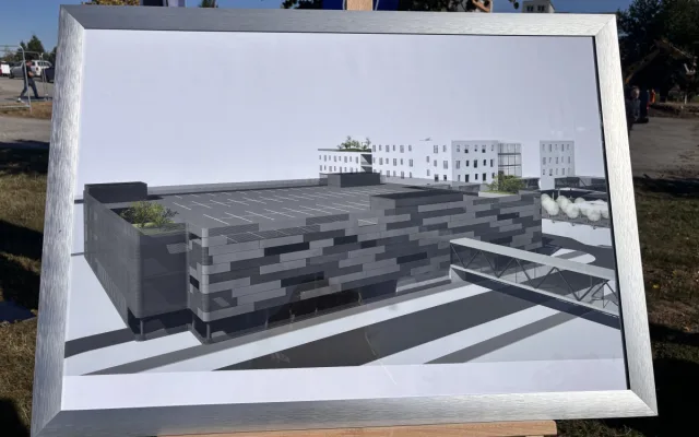 Dnes zahájeno. V jihlavské nemocnice začala stavba pavilonu a parkovacího domu