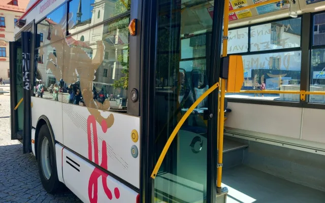 FOTO: Do ulic vyjela dokumentární Ji.hlava, program pro mladé bude delší