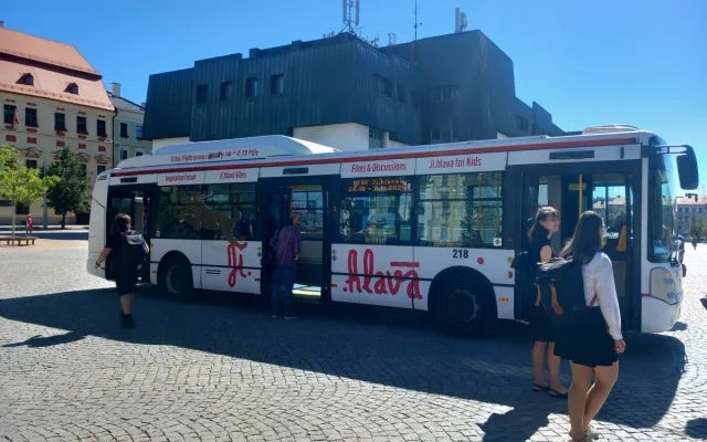 FOTO: Do ulic vyjela dokumentární Ji.hlava, program pro mladé bude delší