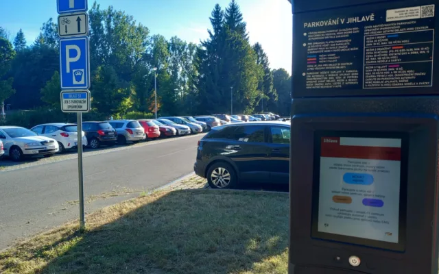 Parkování v Jihlavě XVI: Do přírody na kraji Jihlavy za dvacku na hodinu