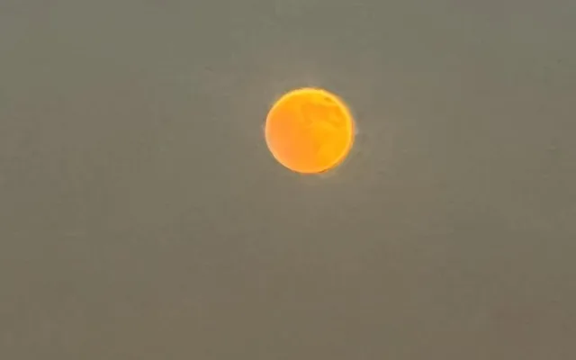 FOTO: Výjimečná událost. Zatmění měsíce v noci na dnešek fotili i lidé na Vysočině