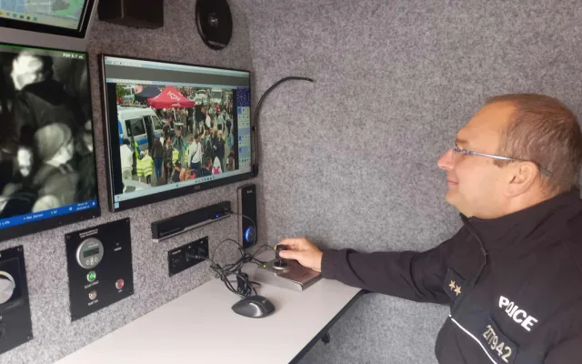 FOTO: Policie se v Jihlavě ukázala malým i velkým. Velký zájem vzbudilo Ferrari