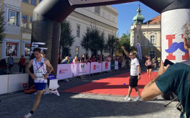 FOTO: Havlíčkobrodským náměstí proběhly stovky lidí, Diana Mezuliáníková byla pátá