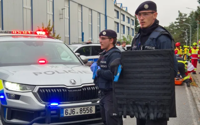 Cvičení IZS: Do školy v Chotěboři vběhnul útočník. Nikomu nic nehrozí, ujistila policie