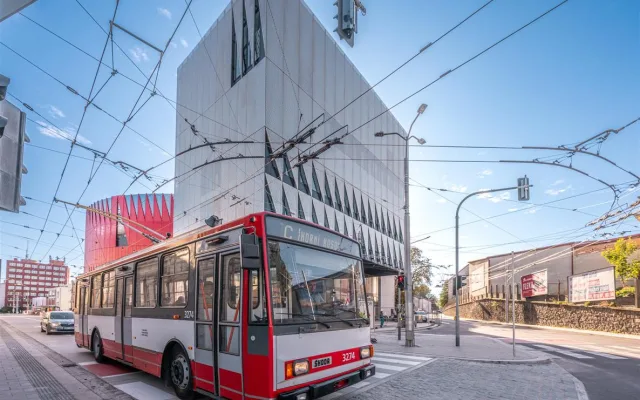 FOTO: Retrolinky v Jihlavě nabídly cestu nejen do minulosti, ale i do budoucnosti