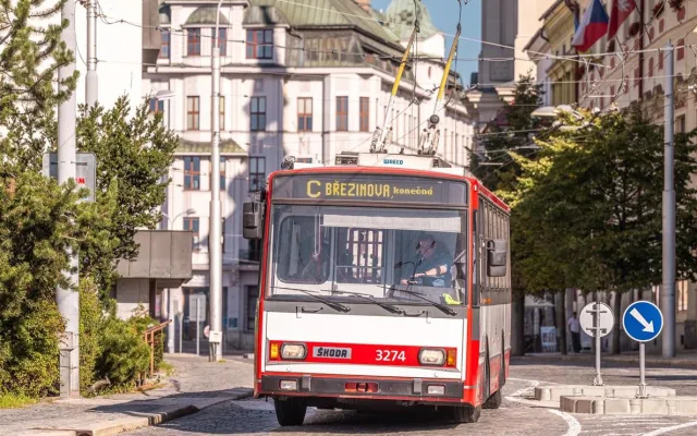 FOTO: Retrolinky v Jihlavě nabídly cestu nejen do minulosti, ale i do budoucnosti